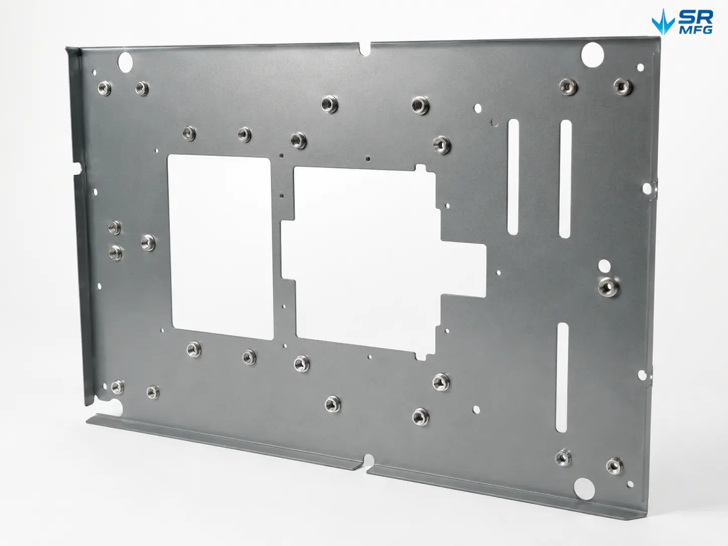 Custom Sheet Metal Parts with PEM Nuts - Bild 3