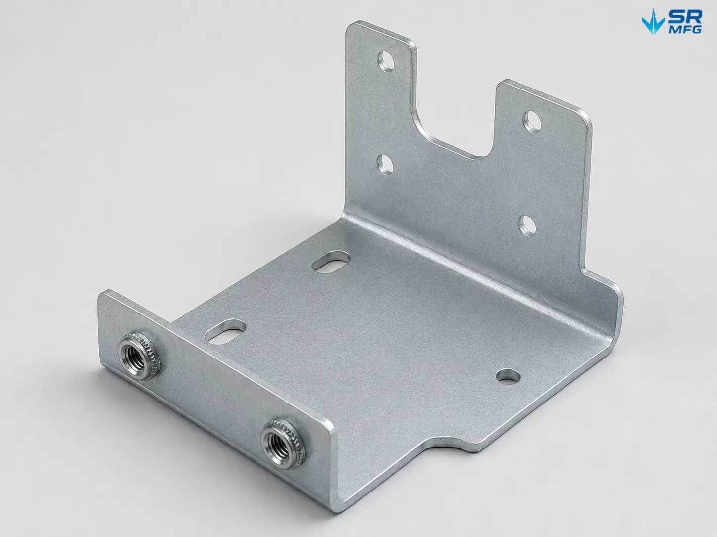Custom Sheet Metal Parts with PEM Nuts - Bild 4