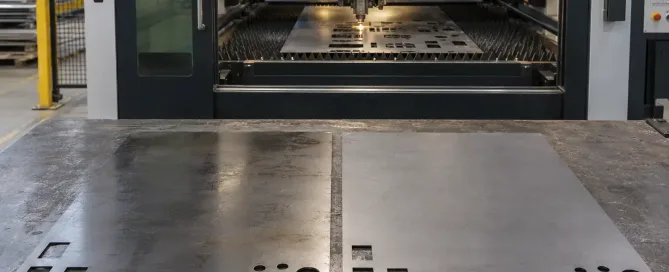 Vergleich von geöltem und trockenem Blech für das Laserschneiden